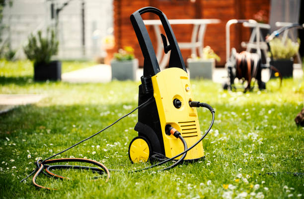 Animal Enclosure Cleaning in Fruitvale, CO